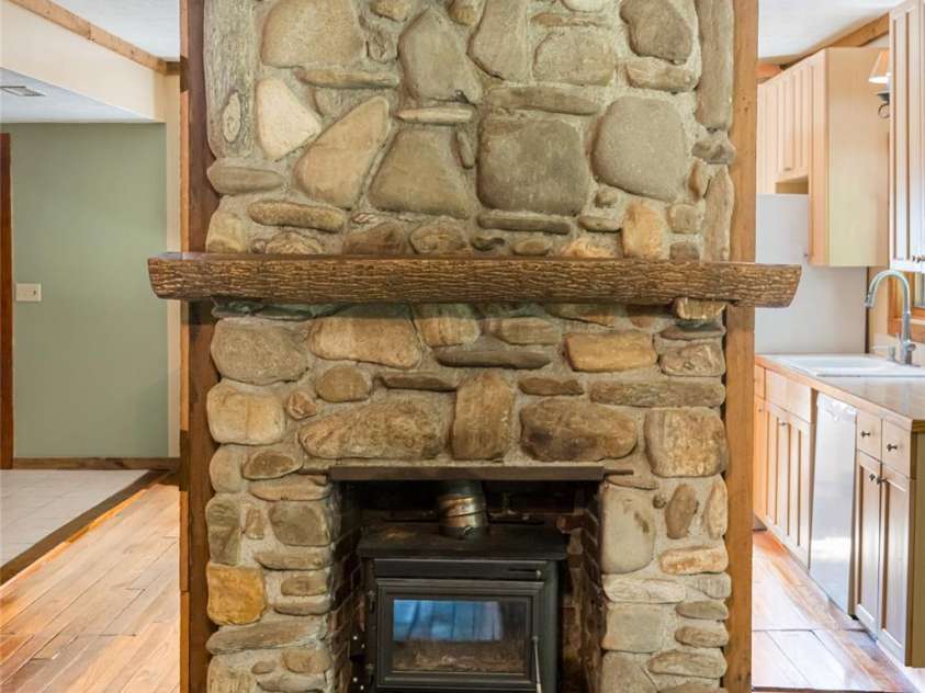 65 Woodfern Drive, Maggie Valley, NC 28751.  MLS# CAR4271866, YatesRealty ID 32107. 