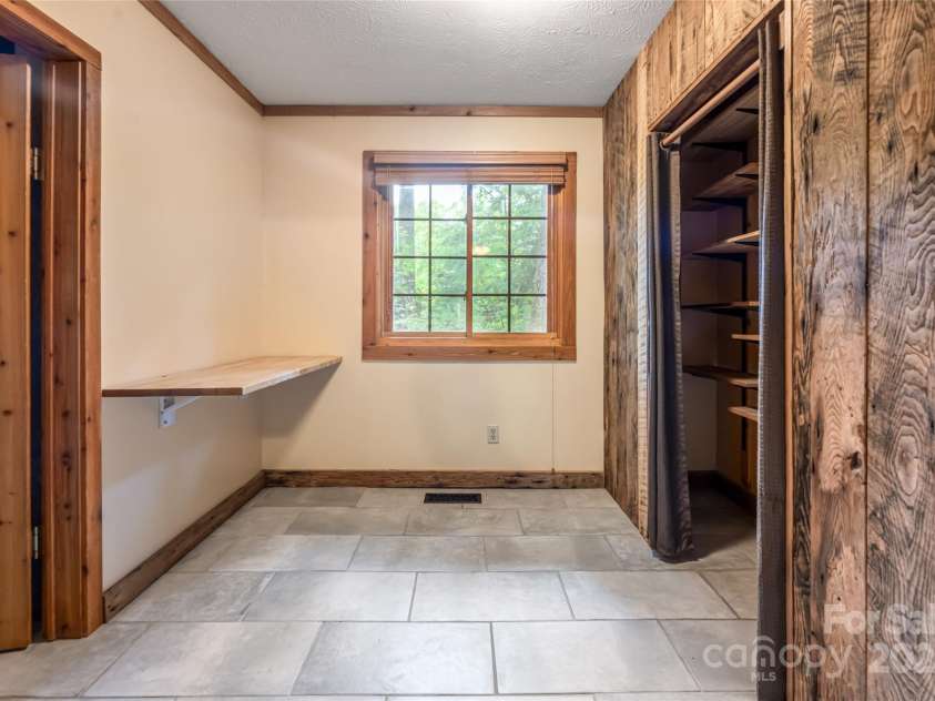 65 Woodfern Drive, Maggie Valley, NC 28751.  MLS# CAR4271866, YatesRealty ID 32107. 