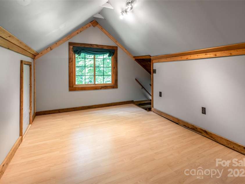 65 Woodfern Drive, Maggie Valley, NC 28751.  MLS# CAR4271866, YatesRealty ID 32107. 