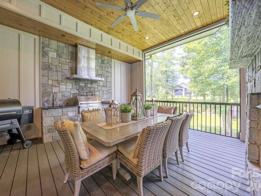 73 Angelina Lane, Mills River, NC 28759.  MLS# CAR4394828, YatesRealty ID 32107. 