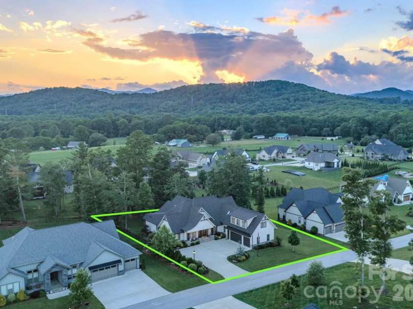 73 Angelina Lane, Mills River, NC 28759.  MLS# CAR4394828, YatesRealty ID 32107. 