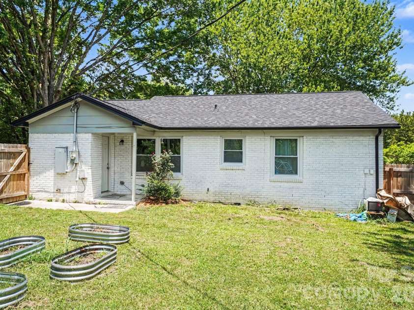 7903 Teakwood Road, Indian Trail, NC 28079.  MLS# CAR4391940, YatesRealty ID 32108. 