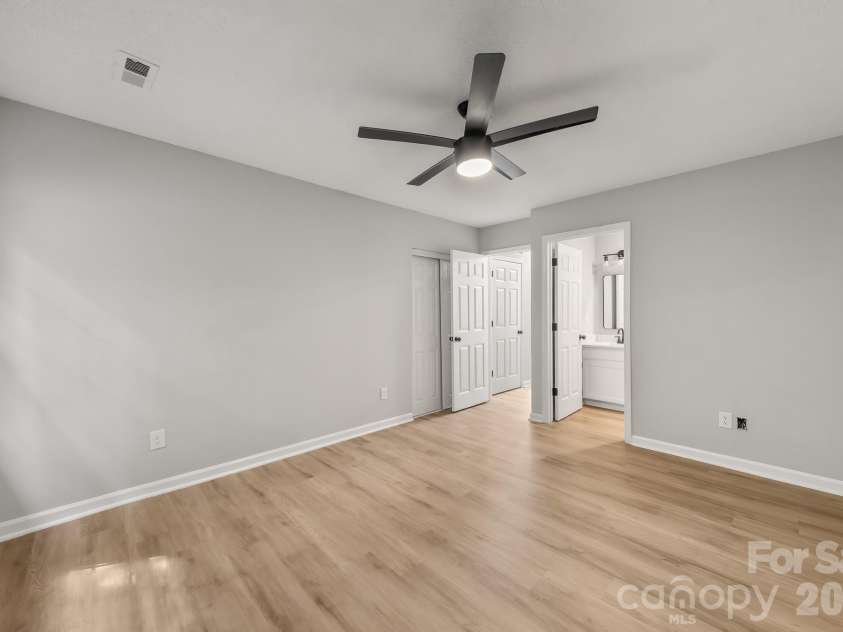 1089 Cherry Meadow Lane, Rock Hill, SC 29732.  MLS# CAR4392176, YatesRealty ID 32109. Primary Bedroom