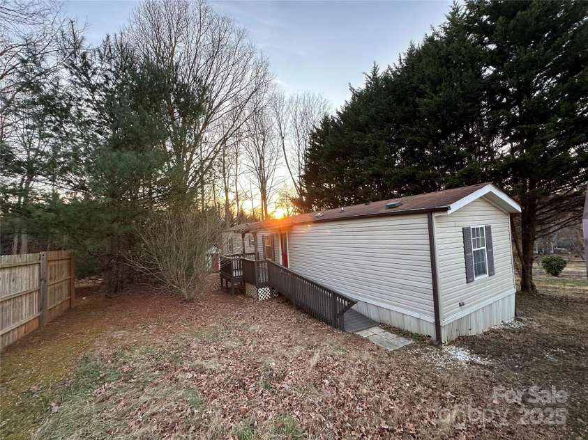 113 Highlander Street, Morganton, NC 28655.  MLS# CAR4220789, YatesRealty ID 3211. 