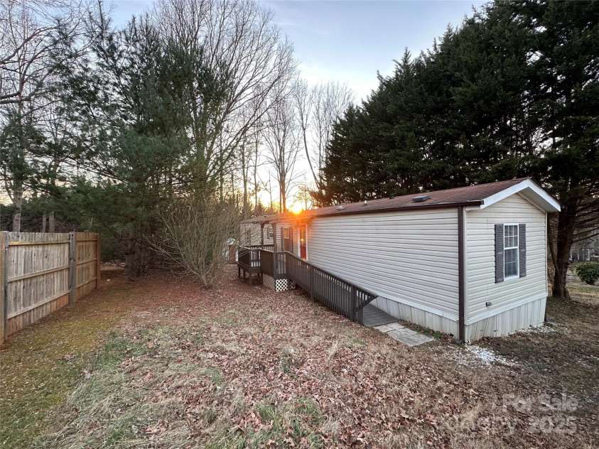113 Highlander Street, Morganton, NC 28655.  MLS# CAR4220789, YatesRealty ID 3211. 