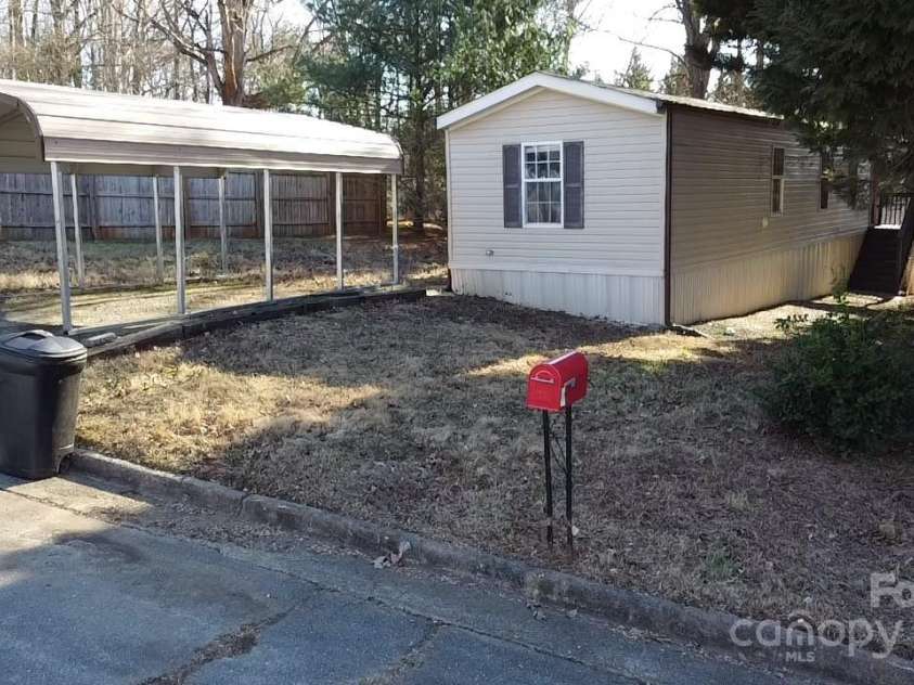 113 Highlander Street, Morganton, NC 28655.  MLS# CAR4220789, YatesRealty ID 3211. 
