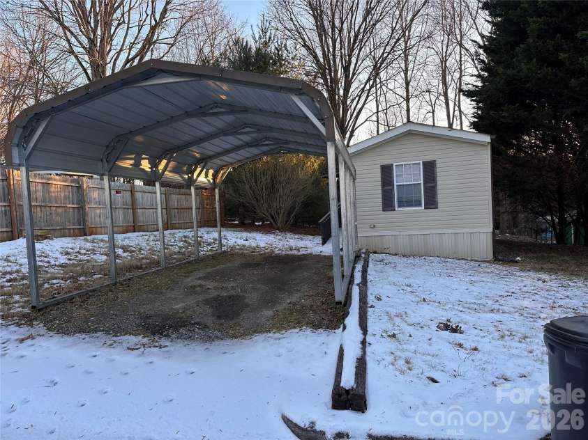 113 Highlander Street, Morganton, NC 28655.  MLS# CAR4220789, YatesRealty ID 3211. 