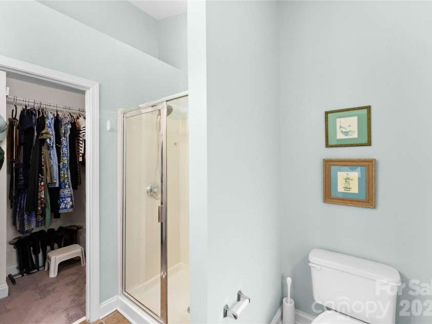 237 Hurston Circle, Charlotte, NC 28208.  MLS# CAR4338505, YatesRealty ID 3211. 