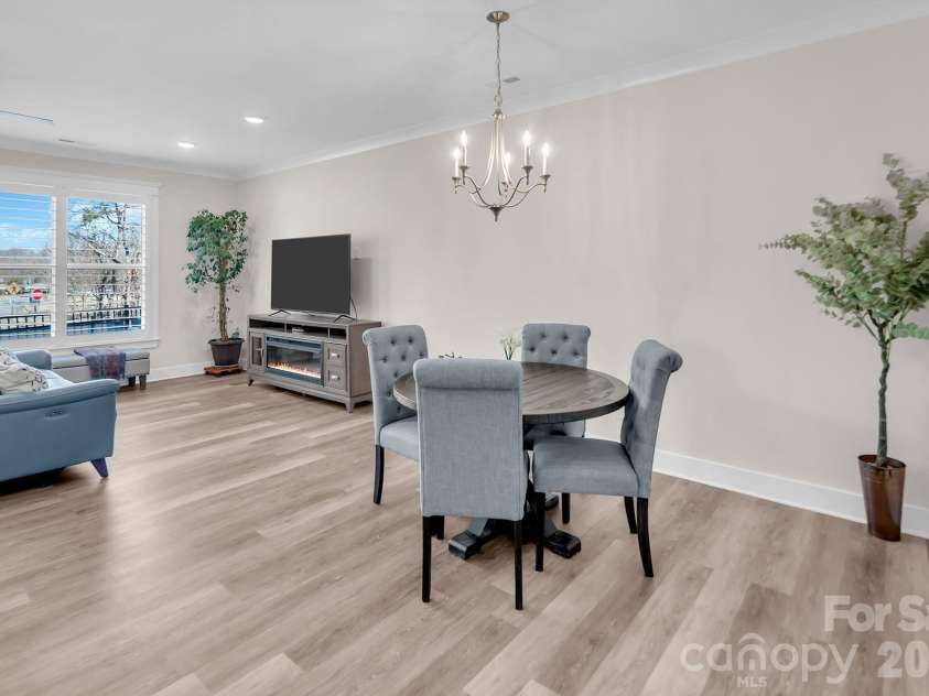 2206 Bexar Trail, Matthews, NC 28105.  MLS# CAR4344718, YatesRealty ID 32110. 
