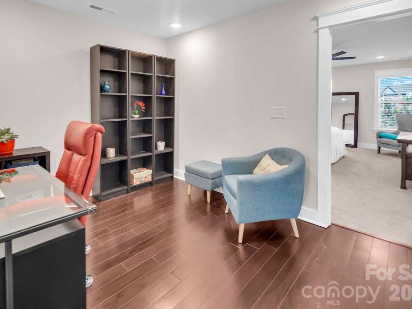2206 Bexar Trail, Matthews, NC 28105.  MLS# CAR4344718, YatesRealty ID 32110. 