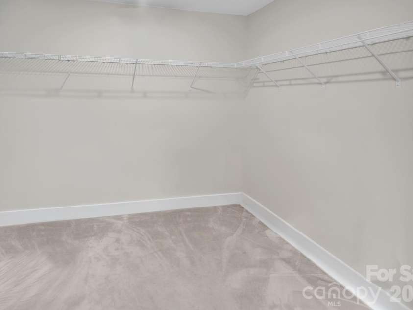 2206 Bexar Trail, Matthews, NC 28105.  MLS# CAR4344718, YatesRealty ID 32110. 