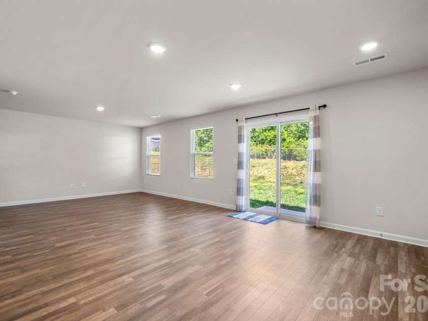 1262 Reid Court, Lenoir, NC 28645.  MLS# CAR4394118, YatesRealty ID 32113. 