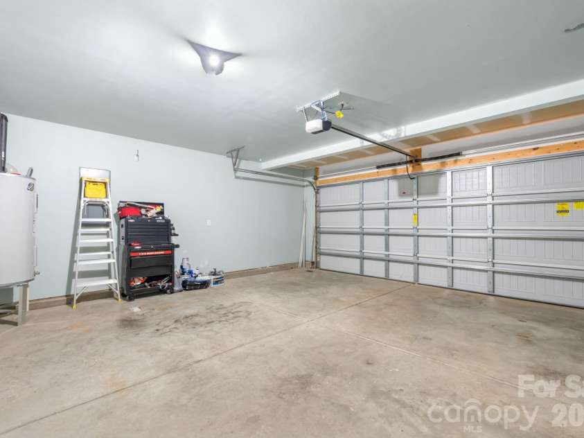 1262 Reid Court, Lenoir, NC 28645.  MLS# CAR4394118, YatesRealty ID 32113. 