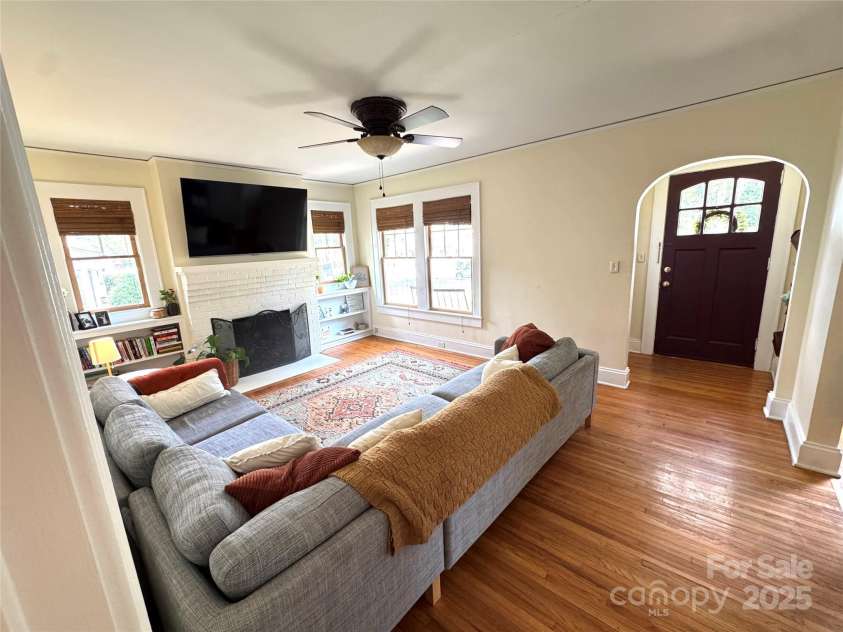 162 Louise Drive, Concord, NC 28025.  MLS# CAR4287693, YatesRealty ID 32114. 