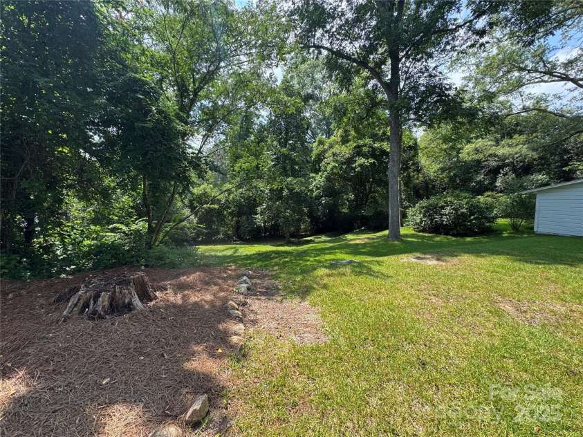 162 Louise Drive, Concord, NC 28025.  MLS# CAR4287693, YatesRealty ID 32114. 