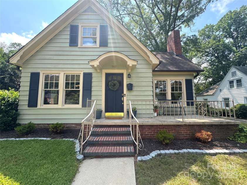 162 Louise Drive, Concord, NC 28025.  MLS# CAR4287693, YatesRealty ID 32114. 