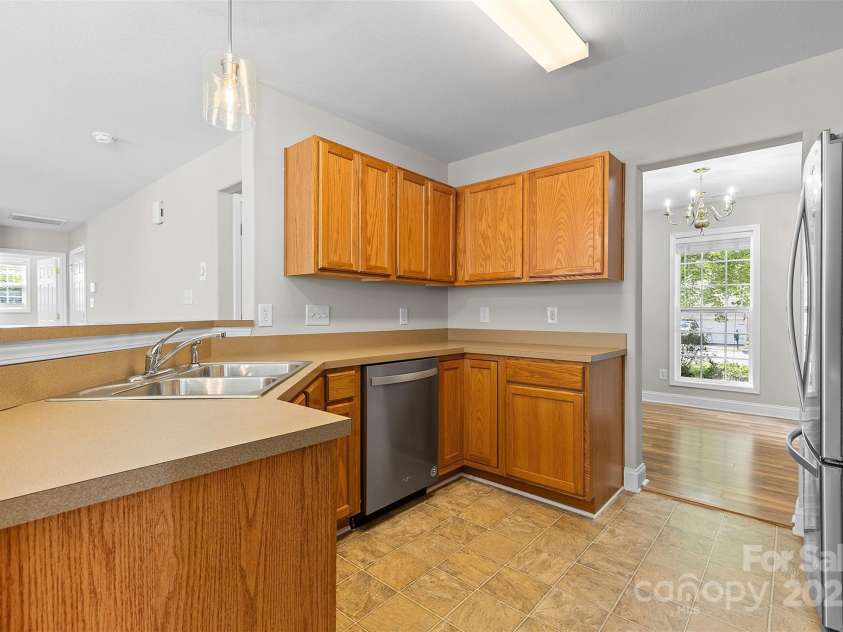 9752 Waltham Court, Charlotte, NC 28269.  MLS# CAR4279904, YatesRealty ID 32115. 