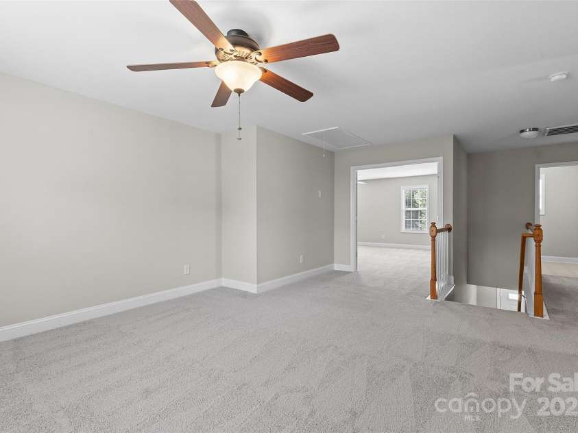 9752 Waltham Court, Charlotte, NC 28269.  MLS# CAR4279904, YatesRealty ID 32115. 