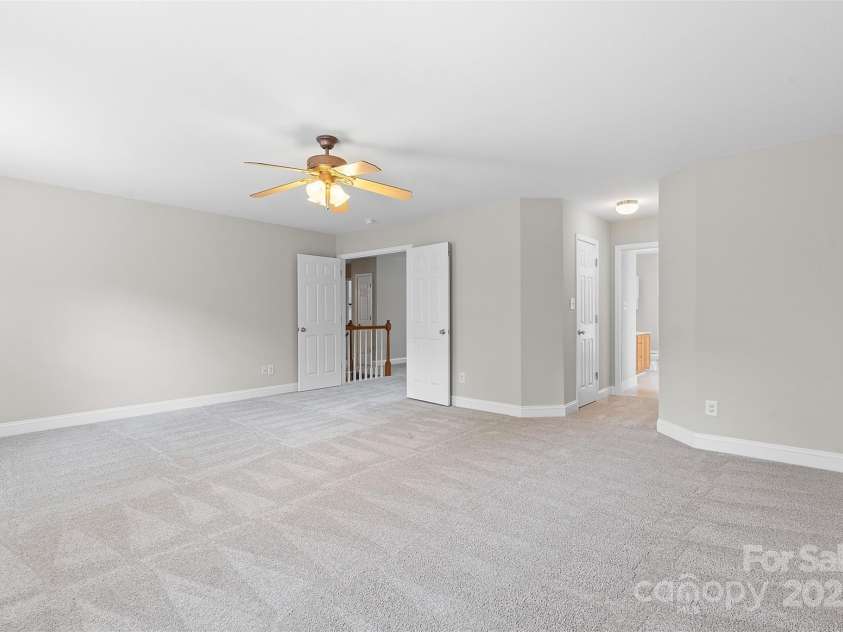 9752 Waltham Court, Charlotte, NC 28269.  MLS# CAR4279904, YatesRealty ID 32115. 
