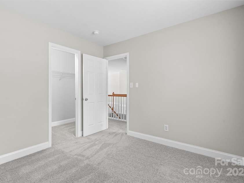 9752 Waltham Court, Charlotte, NC 28269.  MLS# CAR4279904, YatesRealty ID 32115. 