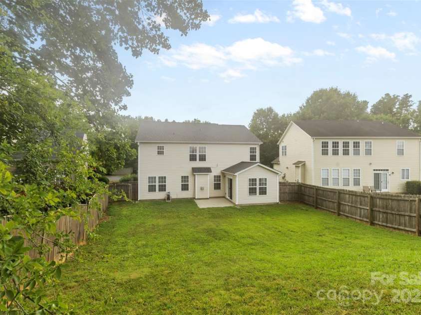 9752 Waltham Court, Charlotte, NC 28269.  MLS# CAR4279904, YatesRealty ID 32115. 
