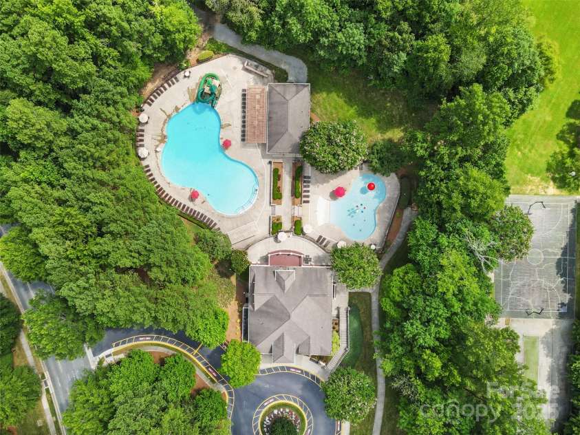 9752 Waltham Court, Charlotte, NC 28269.  MLS# CAR4279904, YatesRealty ID 32115. 