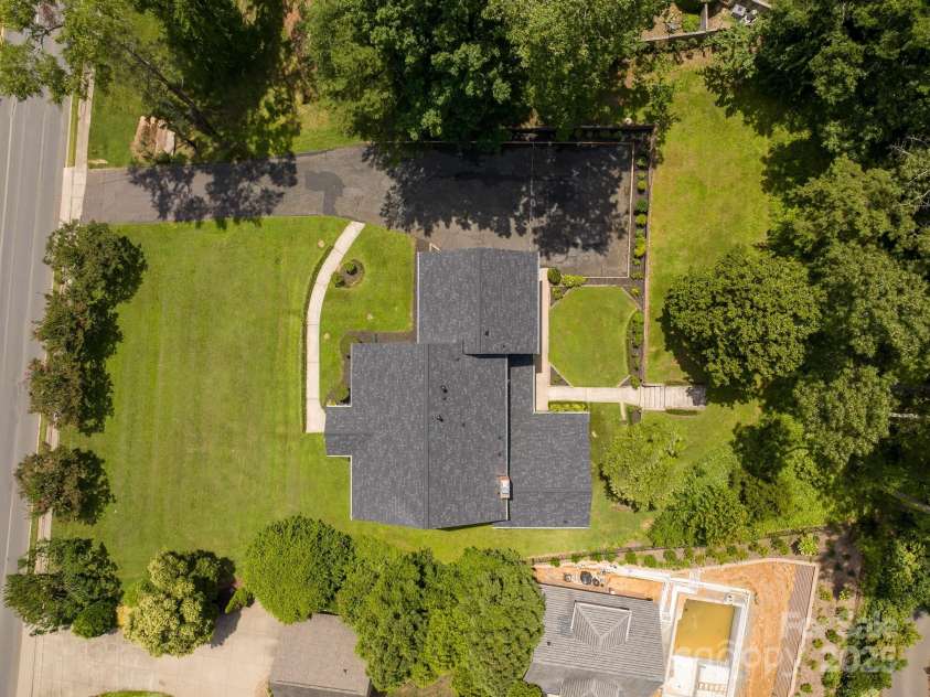 1928 Providence Road, Charlotte, NC 28211.  MLS# CAR4271253, YatesRealty ID 32117. 
