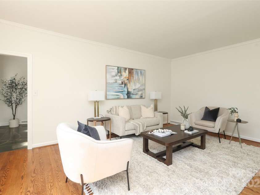 1928 Providence Road, Charlotte, NC 28211.  MLS# CAR4271253, YatesRealty ID 32117. Living Room