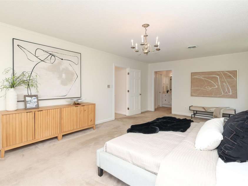 1928 Providence Road, Charlotte, NC 28211.  MLS# CAR4271253, YatesRealty ID 32117. Primary Bedroom