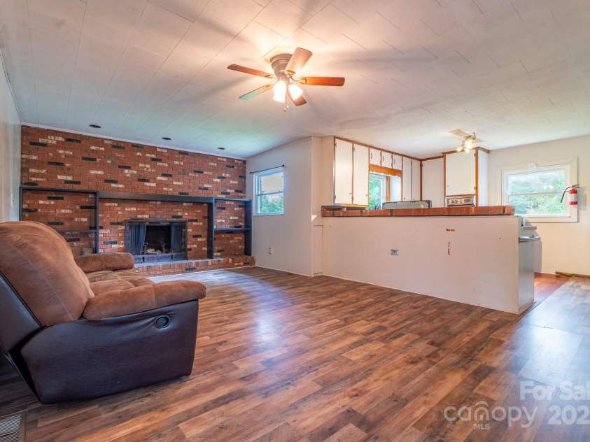 1851 Enon Road, Valdese, NC 28690.  MLS# CAR4280995, YatesRealty ID 32118. 