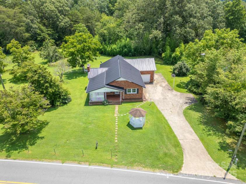1851 Enon Road, Valdese, NC 28690.  MLS# CAR4280995, YatesRealty ID 32118. 