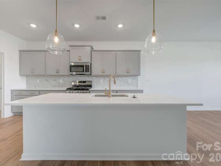2173 Clifton Road, Sherrills Ford, NC 28673.  MLS# CAR4394527, YatesRealty ID 32119. Kitchen