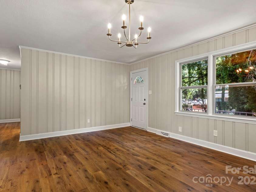 204 Dale Drive, Cherryville, NC 28021.  MLS# CAR4284868, YatesRealty ID 32120. 