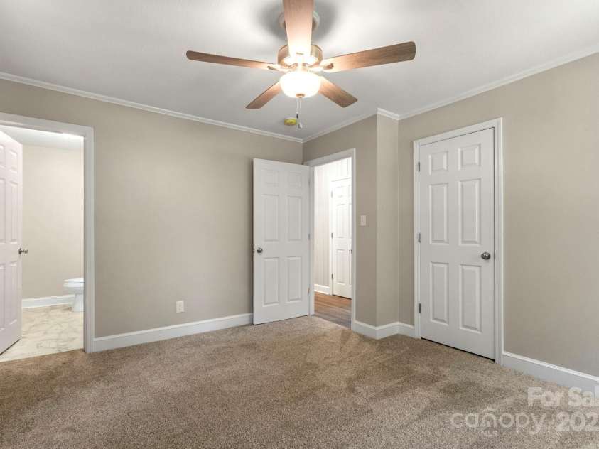 204 Dale Drive, Cherryville, NC 28021.  MLS# CAR4284868, YatesRealty ID 32120. 