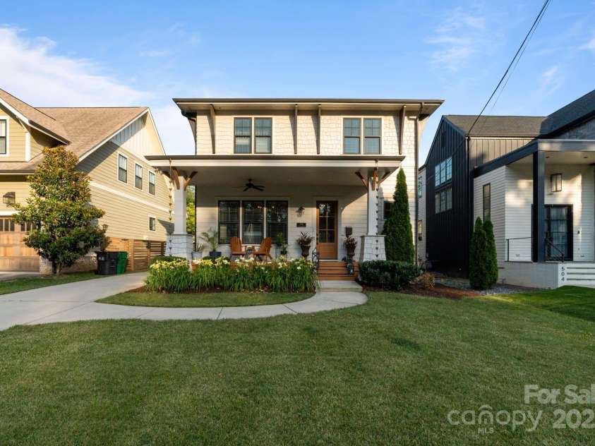 508 Mcalway Road, Charlotte, NC 28211.  MLS# CAR4273881, YatesRealty ID 32122. Curb appeal