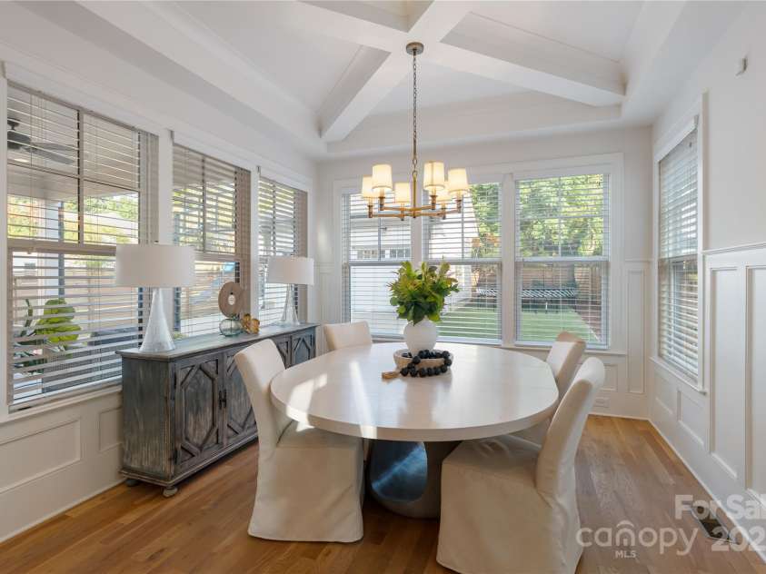 508 Mcalway Road, Charlotte, NC 28211.  MLS# CAR4273881, YatesRealty ID 32122. Dining Space
