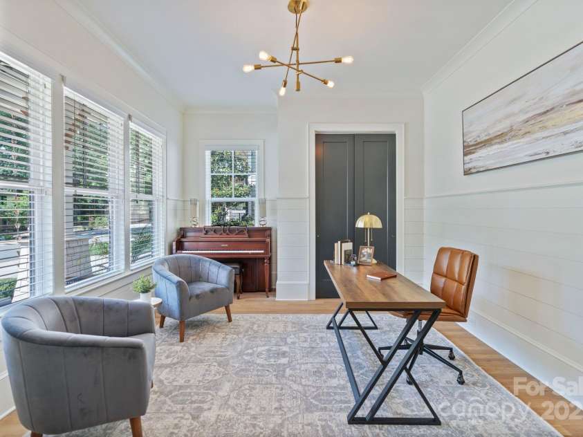 508 Mcalway Road, Charlotte, NC 28211.  MLS# CAR4273881, YatesRealty ID 32122. Main Level Office/Bedroom