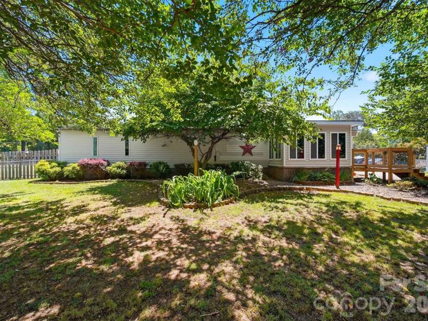5404 B J Drive, Conover, NC 28613.  MLS# CAR4395093, YatesRealty ID 32122. 