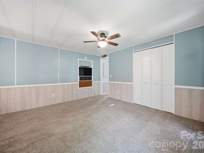 5404 B J Drive, Conover, NC 28613.  MLS# CAR4395093, YatesRealty ID 32122. 