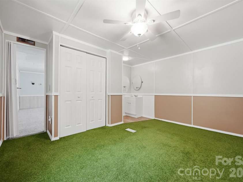 5404 B J Drive, Conover, NC 28613.  MLS# CAR4395093, YatesRealty ID 32122. 