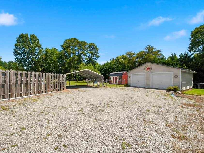 5404 B J Drive, Conover, NC 28613.  MLS# CAR4395093, YatesRealty ID 32122. 