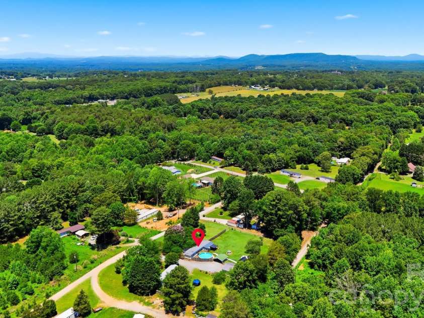5404 B J Drive, Conover, NC 28613.  MLS# CAR4395093, YatesRealty ID 32122. 