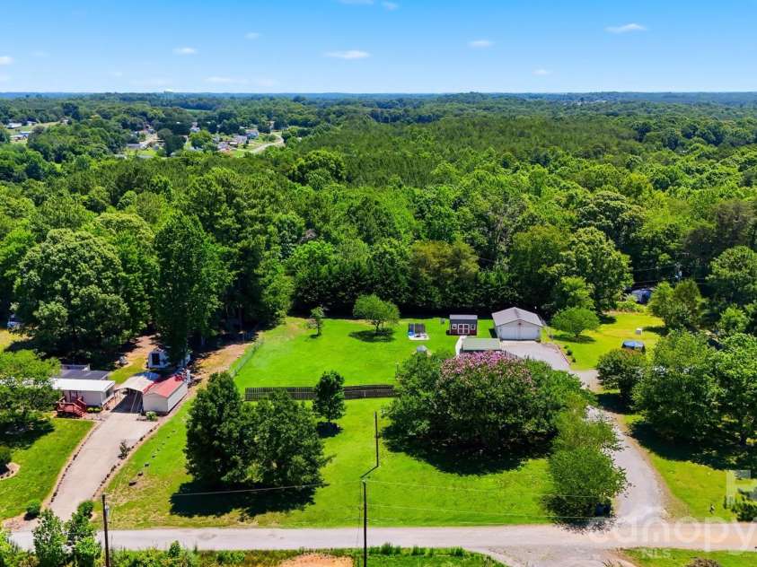 5404 B J Drive, Conover, NC 28613.  MLS# CAR4395093, YatesRealty ID 32122. 