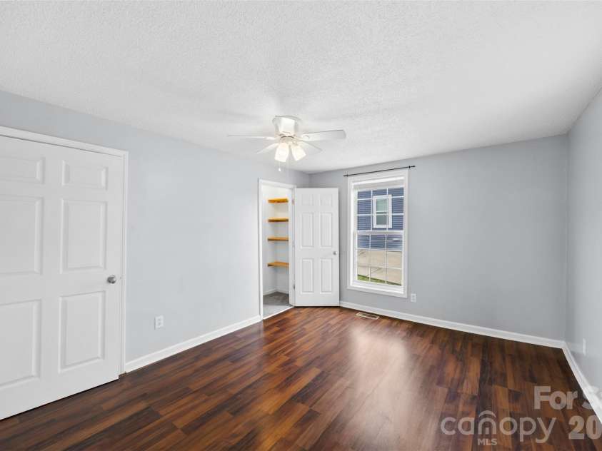 116 7th Street, Cramerton, NC 28032.  MLS# CAR4395028, YatesRealty ID 32123. 