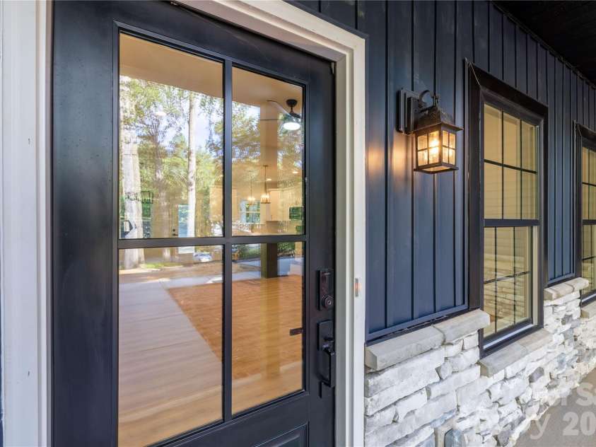 269 Tamarind Drive, Troy, NC 27371.  MLS# CAR4396048, YatesRealty ID 32125. 