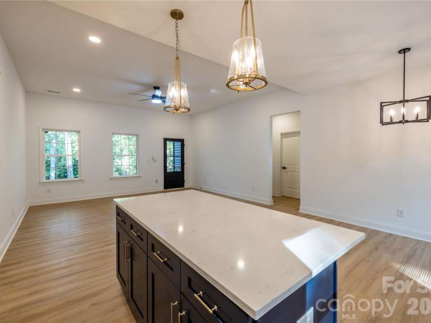 269 Tamarind Drive, Troy, NC 27371.  MLS# CAR4396048, YatesRealty ID 32125. 