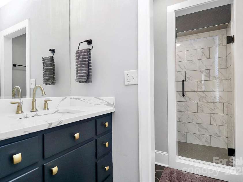 906 Colonial Drive, Albemarle, NC 28001.  MLS# CAR4288593, YatesRealty ID 32125. 