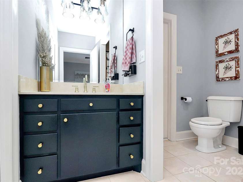 906 Colonial Drive, Albemarle, NC 28001.  MLS# CAR4288593, YatesRealty ID 32125. 