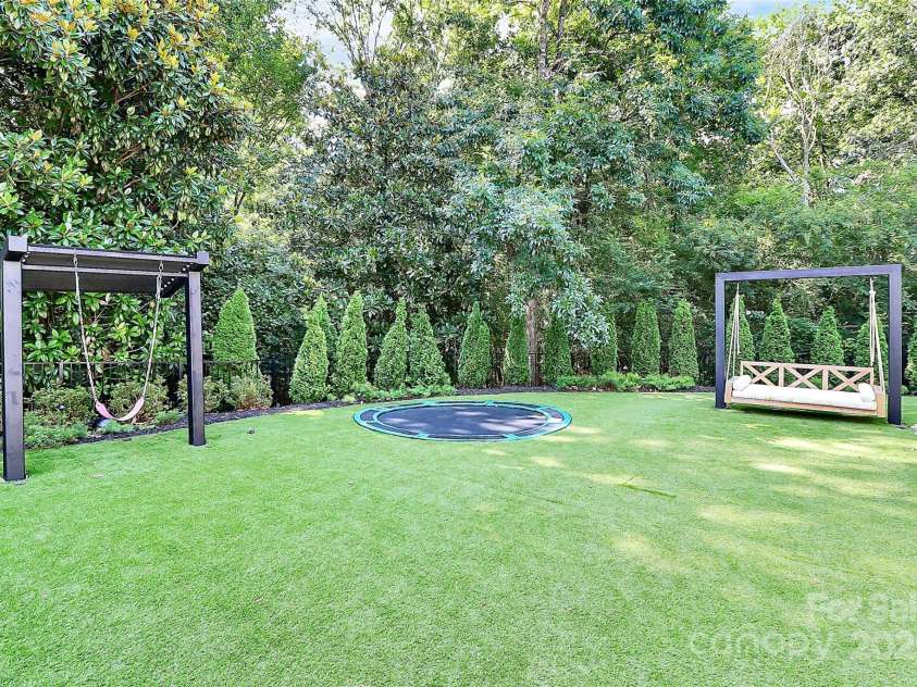 906 Colonial Drive, Albemarle, NC 28001.  MLS# CAR4288593, YatesRealty ID 32125. 