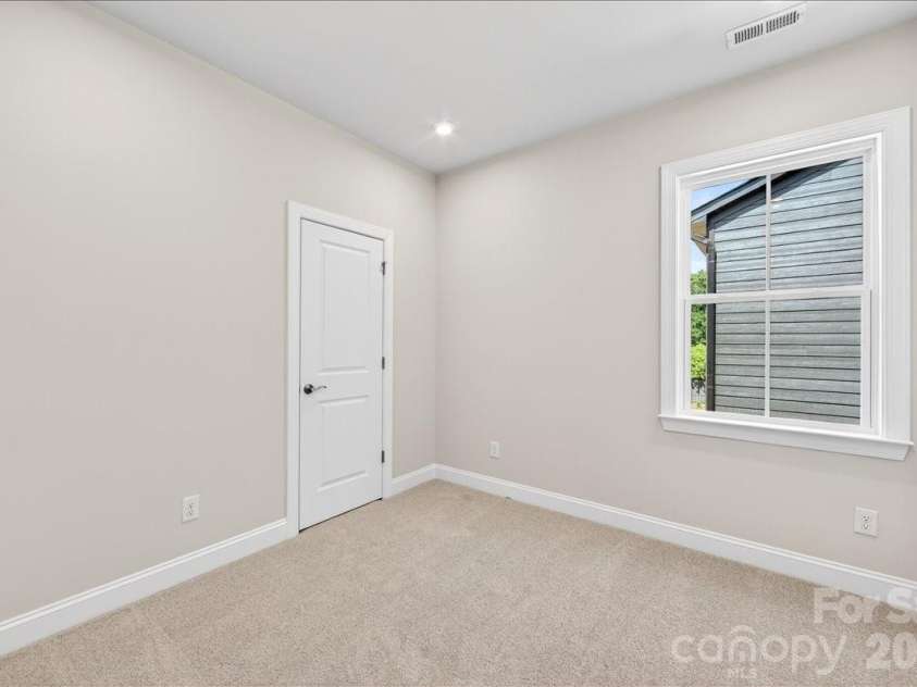 12015 Elsa Lane, Charlotte, NC 28277.  MLS# CAR4396074, YatesRealty ID 32126. Third bedroom